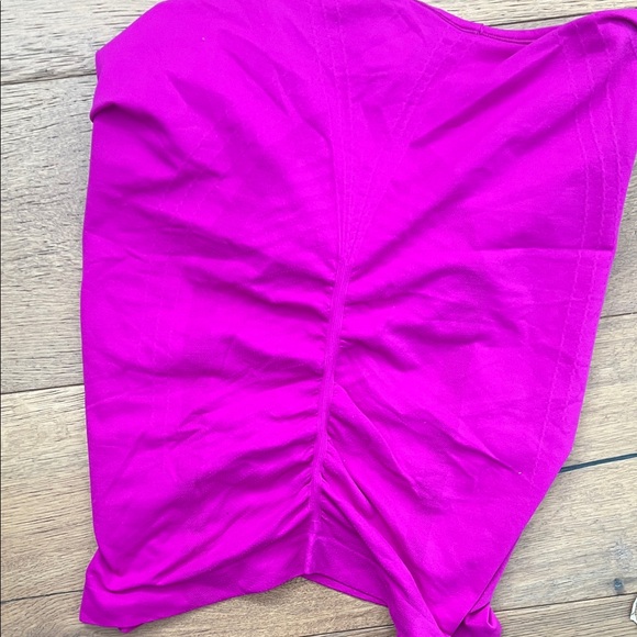 Athleta Women's Electric Fuchsia Cinched Racerback Tank Top - Picture 7 of 7